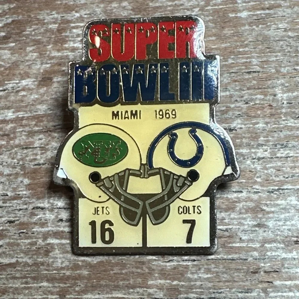 Super Bowl III Miami 1969 New York Jets vs Baltimore Colts Hat Lapel Pin‎